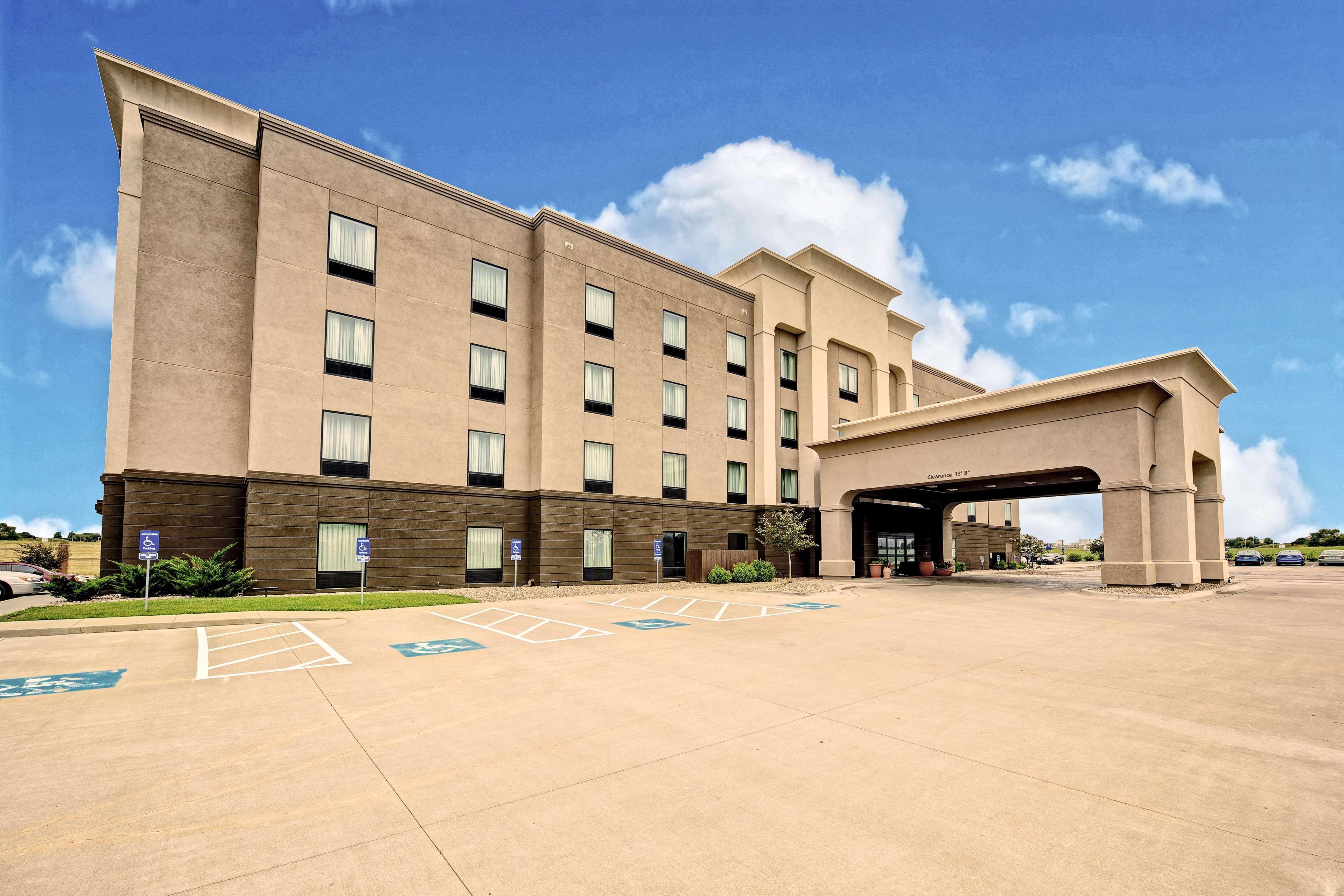 Hampton Inn Belton/Kansas City Buitenkant foto